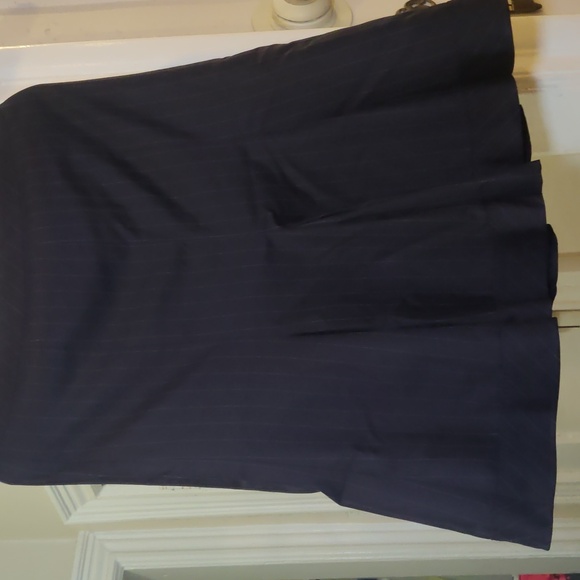 MOSCHINO PINSTRIPE TRUMPET SKIRT IN BLACK  WOOL SIZE 8 - Picture 10 of 10